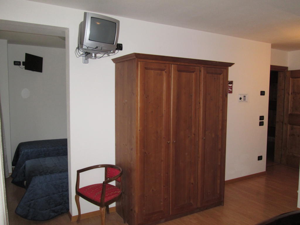 Bed and Breakfast Meublè Blue House à Auronzo di Cadore Chambre photo