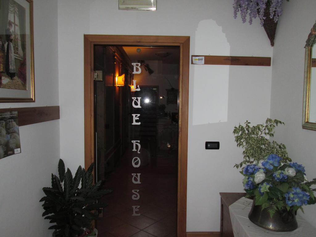Bed and Breakfast Meublè Blue House à Auronzo di Cadore Extérieur photo